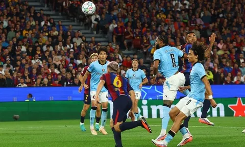 Barca, PSG đại thắng trong ngày ra quân Champions League