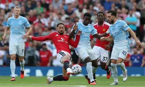 Haaland cùng Man City đi vào lịch sử sau trận thắng Man United