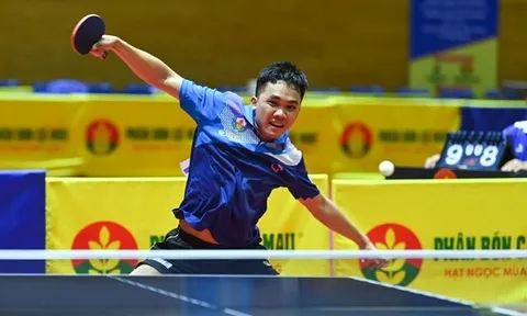 Đinh Anh Hoàng thi đấu hiệu quả tại Giải Bóng bàn quốc tế WTT Thái Lan