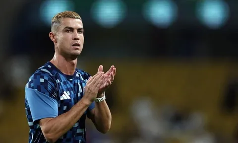 Cristiano Ronaldo và Lionel Messi mở rộng đế chế bóng đá