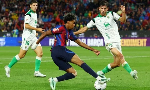 Barcelona tạo kỳ tích sau 92 năm, Yamal lập cột mốc chưa từng có
