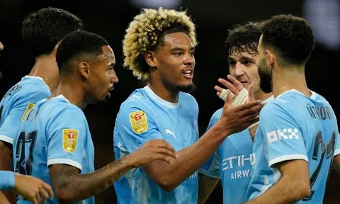 Dàn sao trẻ tỏa sáng, Man City đè bẹp Norwich ở vòng 3 Carabao Cup