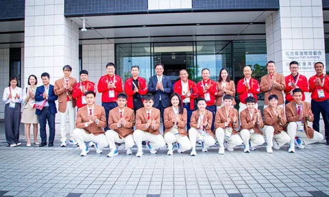 Chủ tịch Ủy ban Olympic Việt Nam Nguyễn Văn Hùng động viên Đoàn Thể thao Việt Nam trước thềm ASIAD 2026