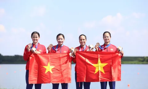 Rowing Việt Nam giành huy chương đồng nội dung thuyền bốn nữ hai mái chèo tại ASIAD 20