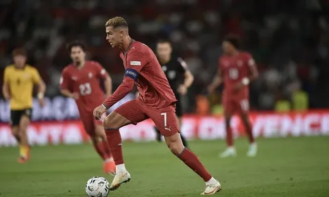 Ronaldo bị từ chối bàn thắng, Bồ Đào Nha vẫn đánh bại Xứ Wales