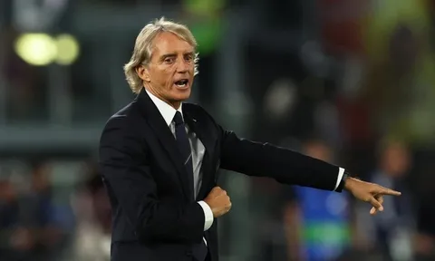 Italy thua trận trong ngày ra mắt huấn luyện viên Roberto Mancini