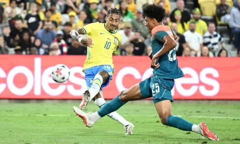 Raphinha báo tin khiến Barca lo lắng