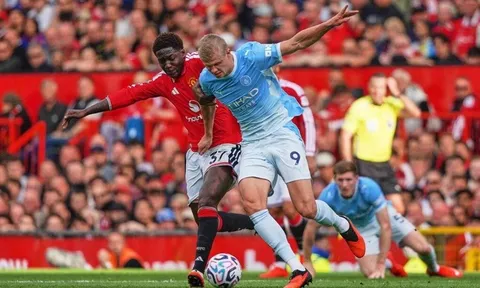 Roy Keane và Wayne Rooney phản ứng trái chiều sau phán quyết dành cho Man City