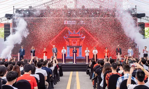 Khai mạc Giải Marathon Quốc tế Hà Nội Techcombank mùa thứ 5