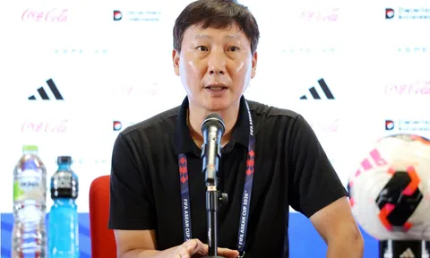 Huấn luyện viên Kim Sang-sik: "Đội tuyển Việt Nam sẽ tiếp cận trận tranh hạng Ba gặp Malaysia như một trận chung kết"