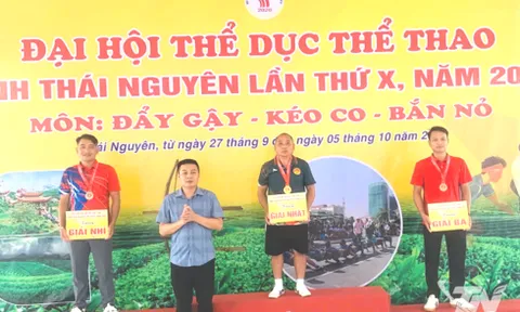 Trao giải môn Bắn nỏ Đại hội Thể dục thể thao tỉnh Thái Nguyên lần thứ X