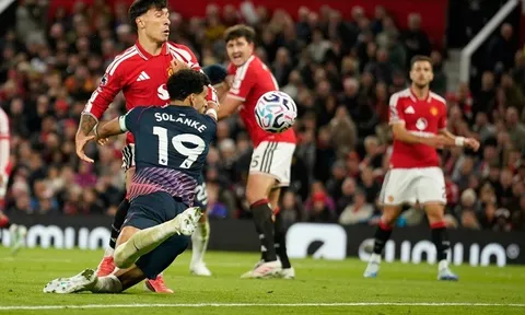 Arsenal, Chelsea giành trọn 3 điểm, Man Utd đánh rơi chiến thắng
