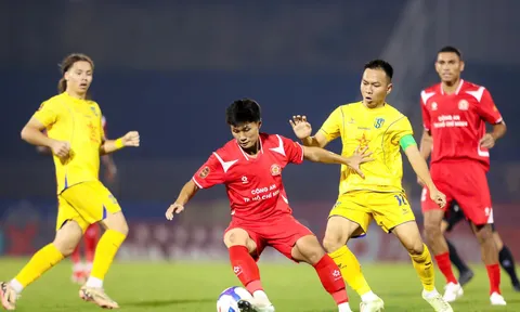 Vòng 3 V.League 2026-2027: Công an TP.HCM đánh rơi chiến thắng, Hà Nội thắng trận đầu tiên