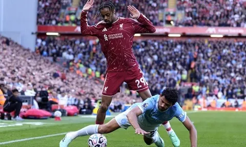 Man City có chiến thắng lịch sử