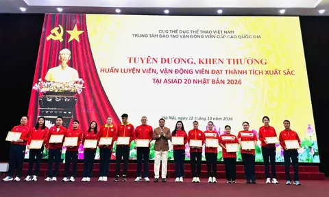 Trung tâm Đào tạo Vận động viên Cấp cao Quốc gia khen thưởng các huấn luyện viên, vận động viên giành thành tích cao tại ASIAD 20