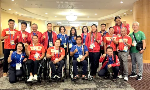 Trưởng đoàn Nguyễn Trọng Hổ tiếp sức đội tuyển điền kinh người khuyết tật Việt Nam tại Nagoya