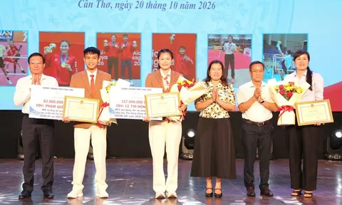 Cần Thơ khen thưởng các vận động viên cầu mây giành huy chương tại ASIAD 20