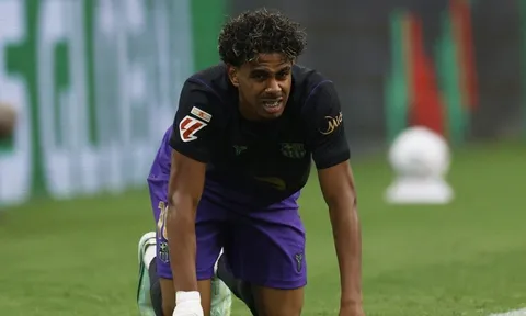 PSG tự tin trước Barcelona, nội bộ xuất hiện cạnh tranh vì tài năng trẻ