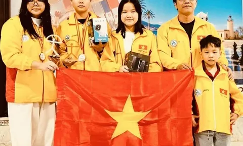 Nguyễn Vũ Bảo Linh giành huy chương bạc Giải vô địch cờ Vua trẻ thế giới 2026