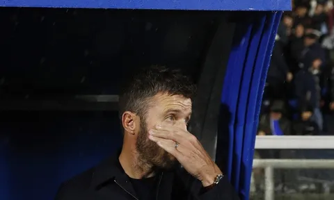 MU cân nhắc tương lai Carrick, Nagelsmann sẵn sàng tiếp quản "ghế nóng"