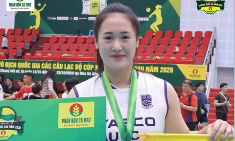 Đội bóng chuyền nữ Binh chủng Thông tin chiêu mộ chuyền hai Đinh Thị Vân