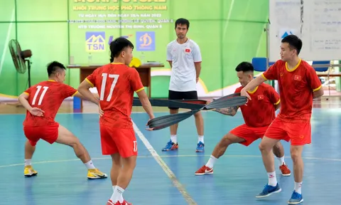 Đội tuyển Futsal Việt Nam lên đường sang Thái Lan tập huấn trước thềm SEA Games 31