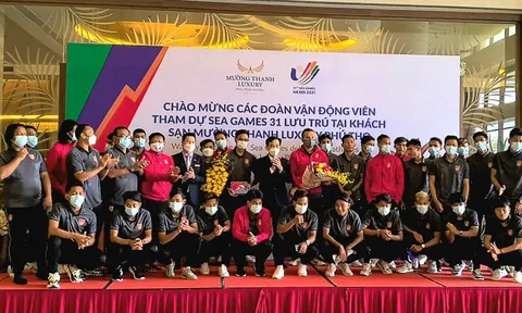 Đội tuyển U23 Myanmar là đội khách đến sớm nhất tại bảng A môn Bóng đá nam SEA Games 31