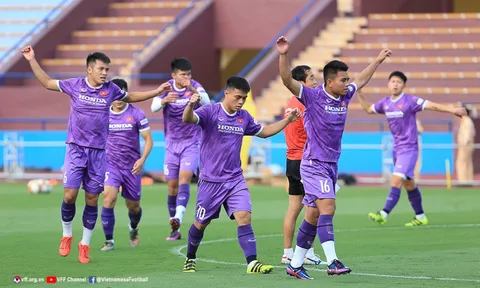 Đội tuyển U23 Việt Nam bước vào buổi tập đầu tiên tại Việt Trì với sự tập trung cao độ