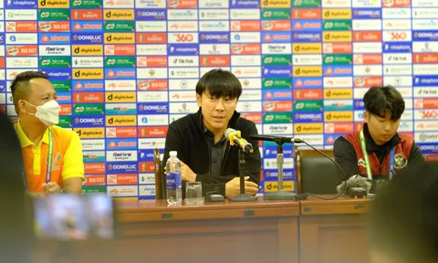 Huấn luyện viên Shin Tae Yong: Trọng tài đã bỏ qua 3 lỗi việt vị của U23 Việt Nam