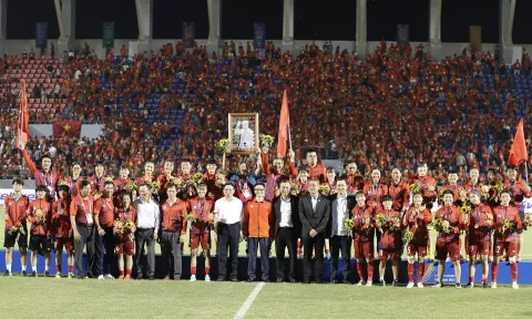 Thủ tướng gửi thư khen đội tuyển bóng đá nữ Việt Nam giành huy chương vàng SEA Games 31