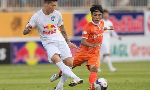 Trung vệ Kim Dong Su trở về Hàn Quốc thực hiện nghĩa vụ quân sự