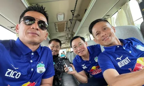 Thầy trò huấn luyện viên Kiatisuk lên đường tới Hải Phòng dự cúp Tứ hùng