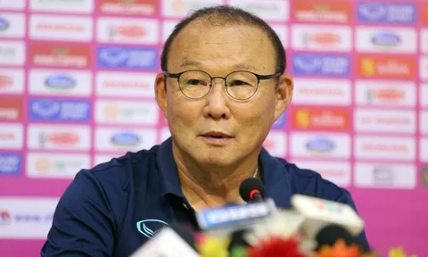 Huấn luyện viên Park Hang-seo: “Chúng tôi vẫn chưa tự tin khi chơi với 4 hậu vệ”