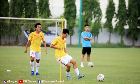 Tiền vệ Văn Trường: “Chiến thuật của thầy Nam khá giống với thầy Gong”