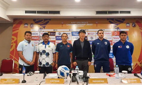Huấn luyện viên Đinh Thế Nam: “U19 Việt Nam sẽ nỗ lực để cống hiến những trận đấu đẹp mắt cho khán giả”