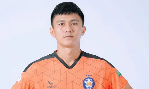 Quảng Nam mượn người của SHB Đà Nẵng sau khi để Tấn Sinh đầu quân Hà Nội FC