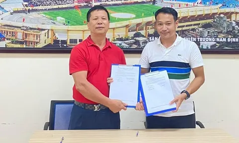 Câu lạc bộ Nam Định thay toàn bộ Ban huấn luyện trước thềm lượt về V.League 2022