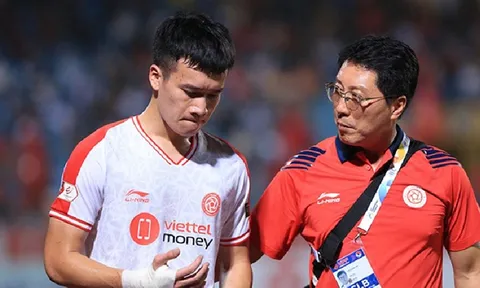 Tiền vệ Hoàng Đức dính chấn thương trước khi tập trung đội tuyển Việt Nam