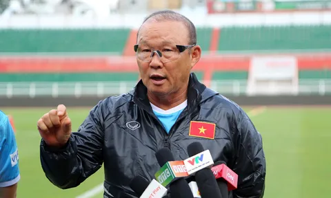 Huấn luyện viên Park Hang-seo: VFF chưa làm việc tích cực với Pau để Quang Hải được dự AFF Cup