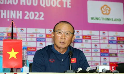 Gặp Singapore là kinh nghiệm quý báu cho đội tuyển Việt Nam trước thềm AFF Cup