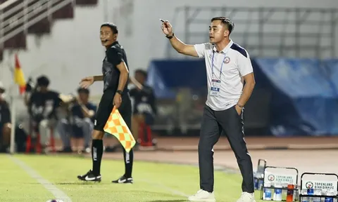 Huấn luyện viên Nguyễn Đức Thắng bị cấm chỉ đạo ở vòng 23 V.League 2022