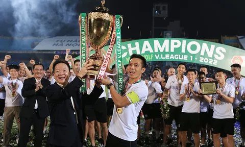 Vòng 25 V.League 2022: Bùng nổ khán giả, xác định tốp đầu bảng