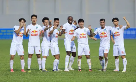 Hoàng Anh Gia Lai chia tay đồng loạt 9 cầu thủ trước thềm V.League 2023