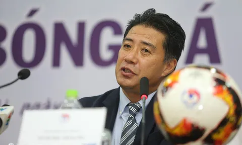 VFF và Giám đốc kỹ thuật Yusuke Adachi thống nhất không gia hạn hợp đồng