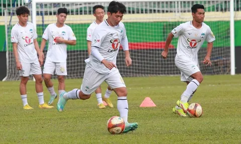 Hoàng Anh Gia Lai phản hồi VPF, tìm cách dự V.League 2023
