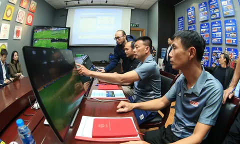 VPF đưa công nghệ VAR vào các trận đấu tại V.League