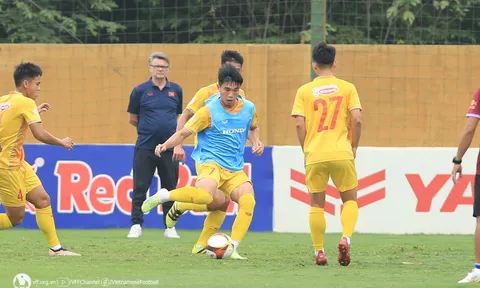 Đội tuyển U23 Việt Nam tích cực tập luyện trước ngày lên đường sang Qatar