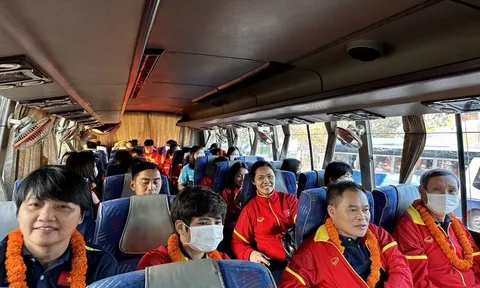 Đội tuyển nữ Việt Nam tới Kathmandu, tập nhẹ làm quen với thời tiết Nepal