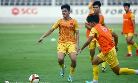 Các cầu thủ U22 Việt Nam nỗ lực thể hiện khả năng để cạnh tranh suất tham dự SEA Games 32