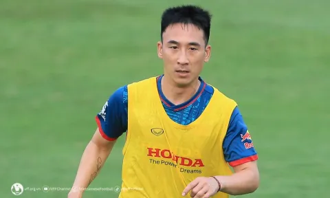 Tiền vệ Nguyễn Hải Huy: “Được khoác áo đội tuyển quốc gia và thi đấu trên sân Lạch Tray sẽ là cảm xúc thật đặc biệt!”